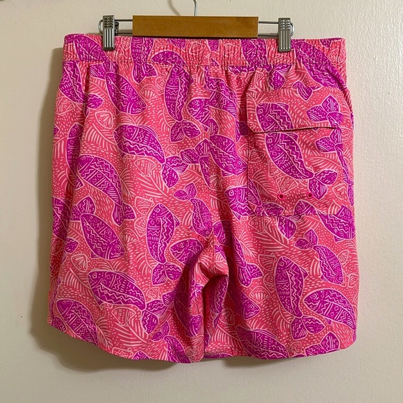 EUC Vineyard Vines Men’s Geometric Nautical Fish Swim Trunks Medium - Picture 2 of 4